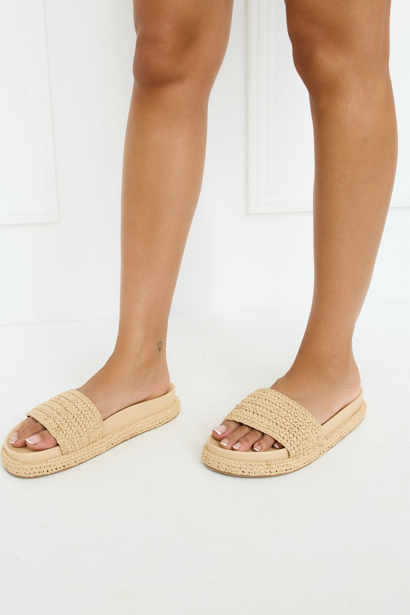 Quartilla Slides Natural Raffia