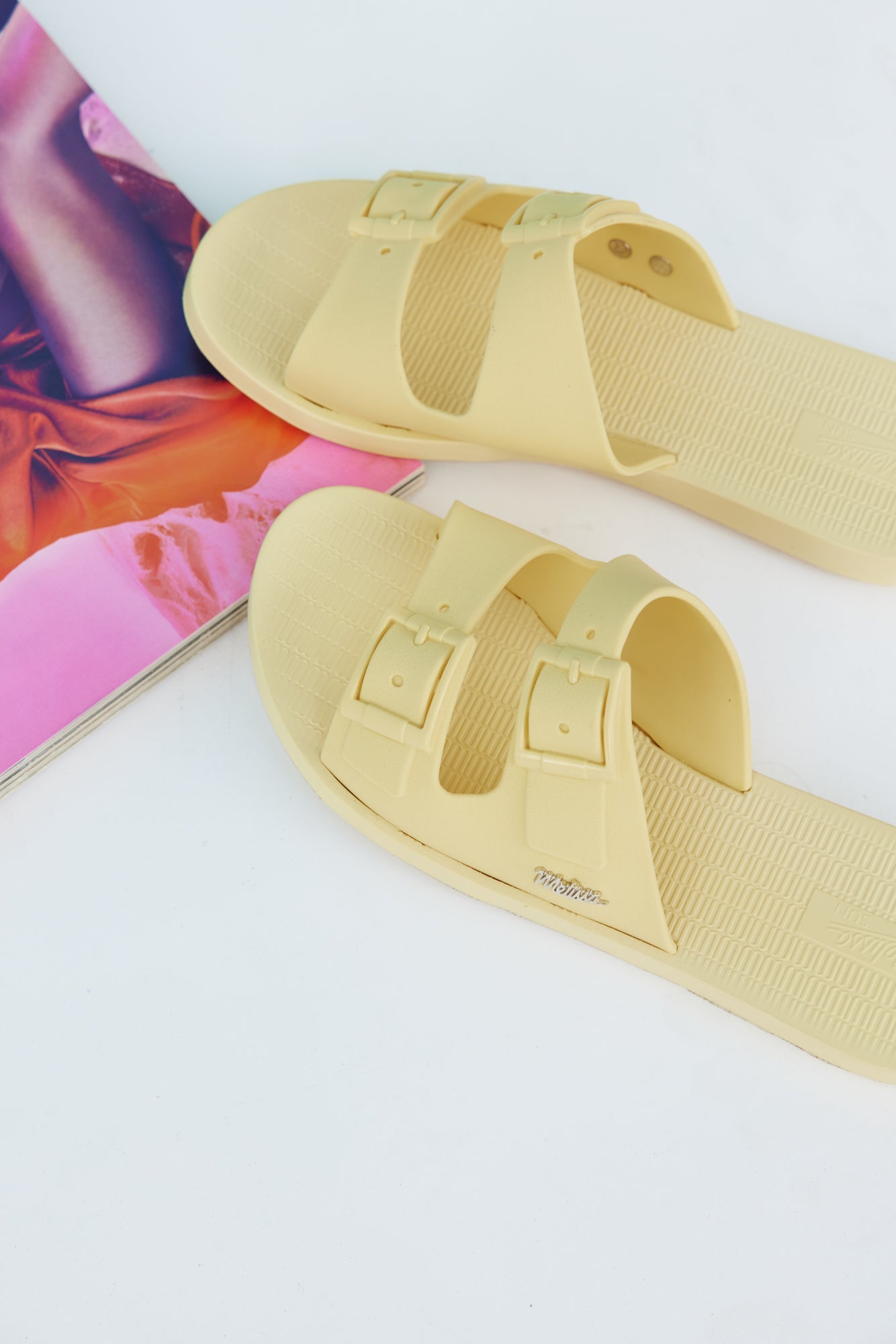 MELISSA Sun Malibu Slides Yellow