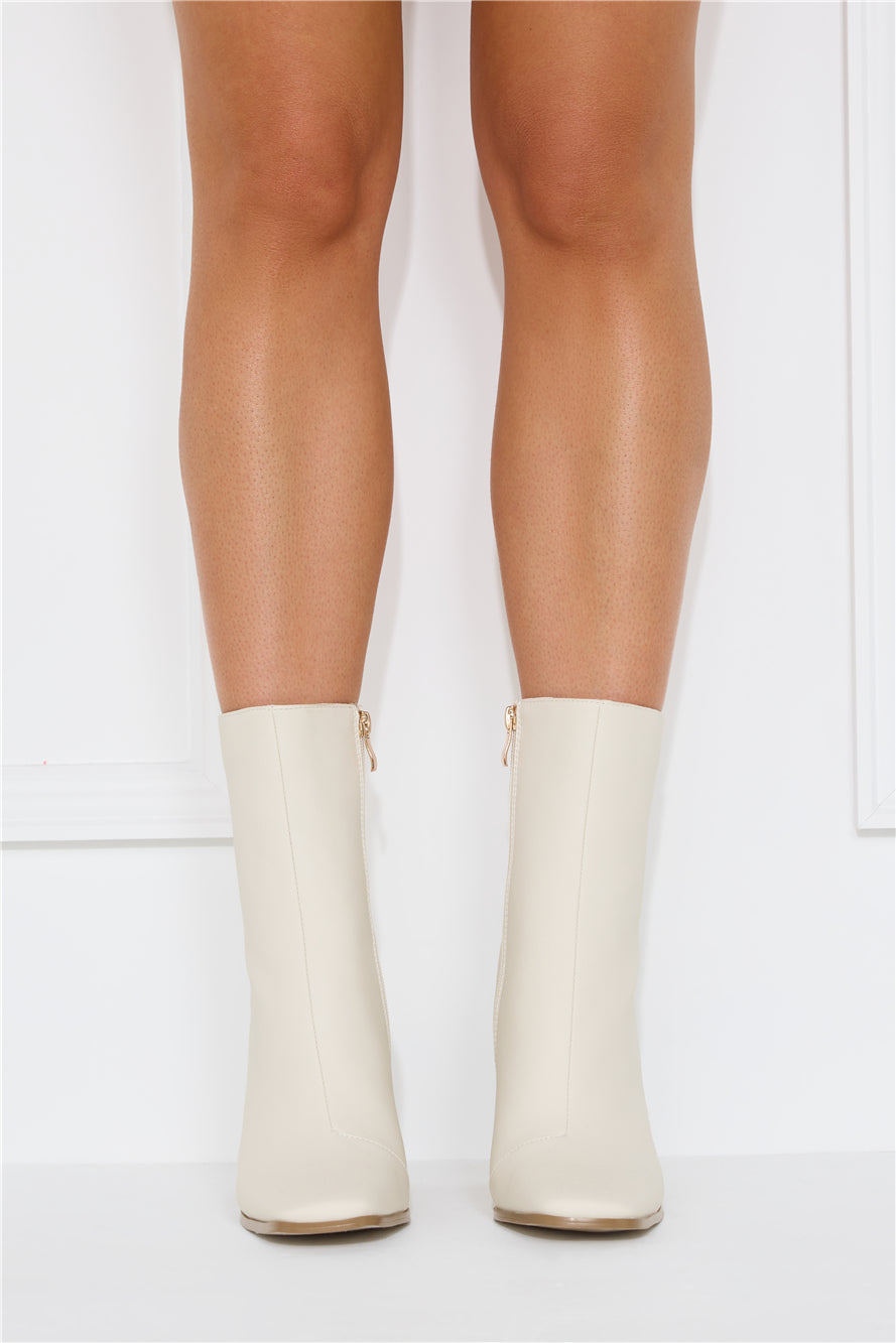 Quada Boots Ivory