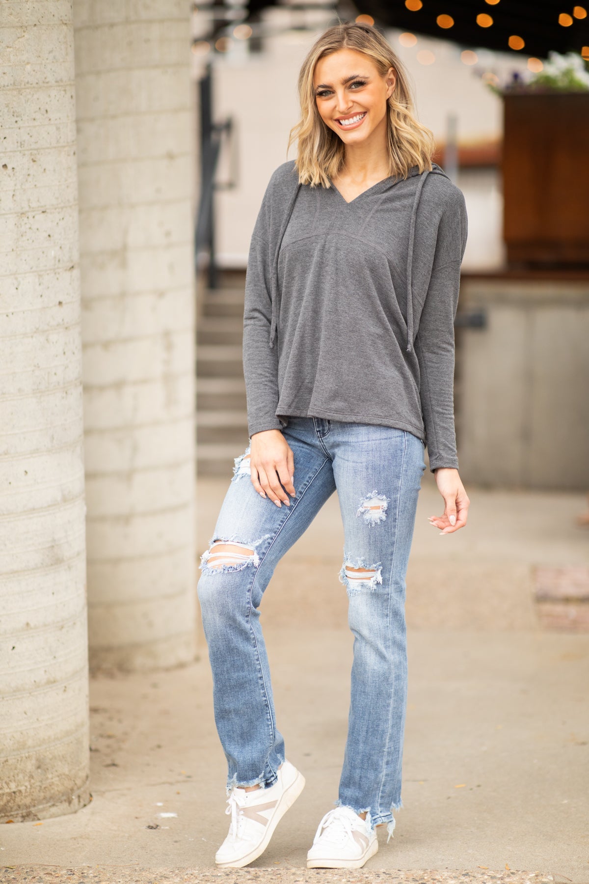 Judy Blue Distressed Straight Leg Jeans