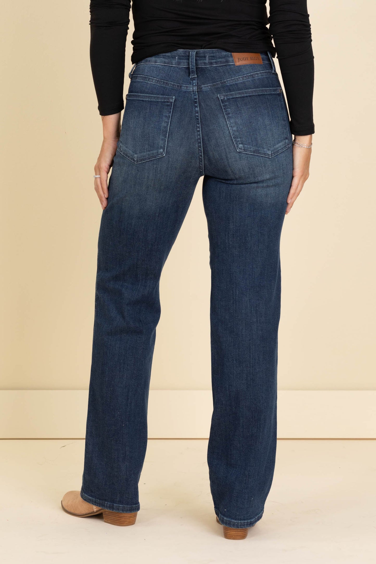 Judy Blue Daydream Tummy Control Jeans