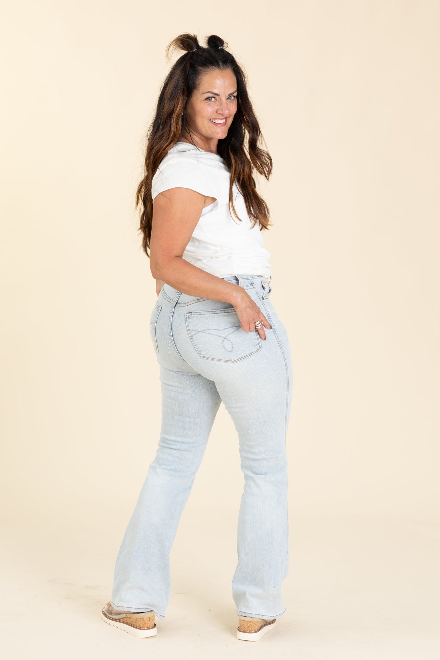 Judy Blue Light Wash 3 Inseam Bootcut Jeans