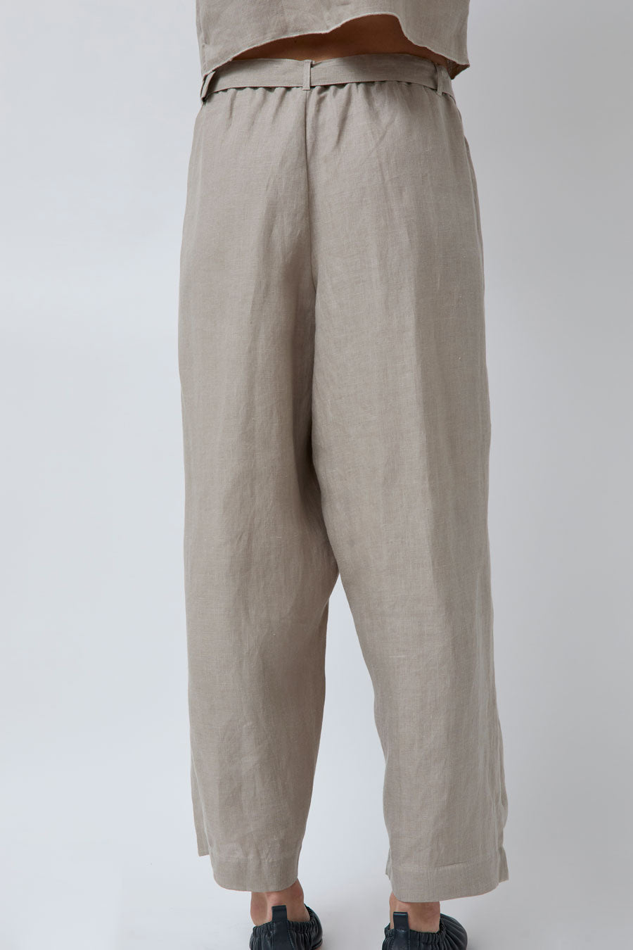 Baserange Frame Pants in Concrete