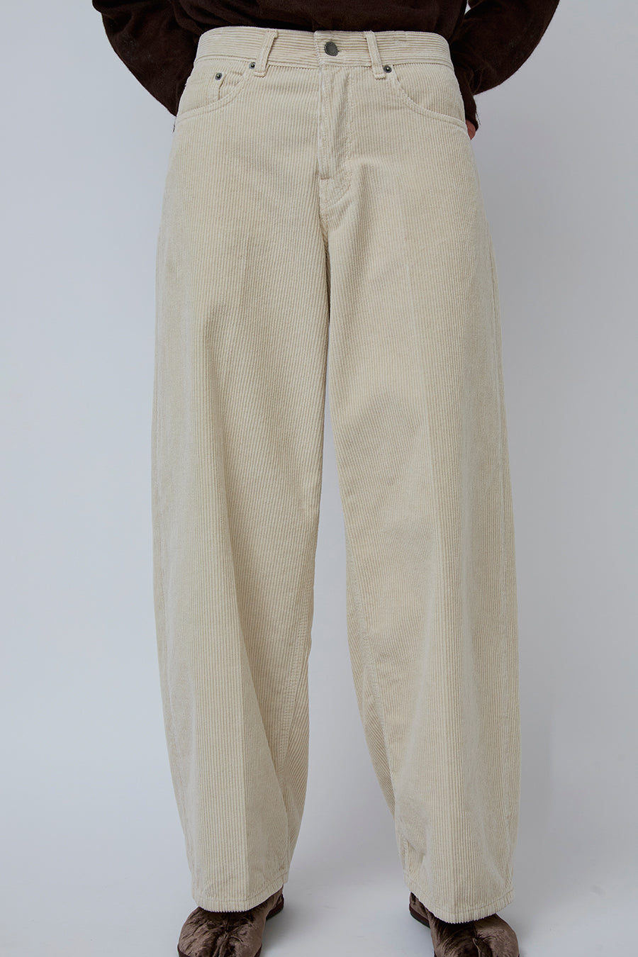 Haikure Bethany Velvet Jean in Ecru