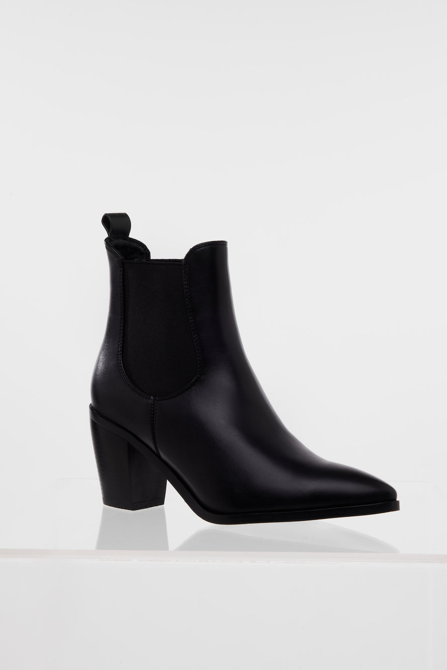 Frosty Season Heel Boots Black PU