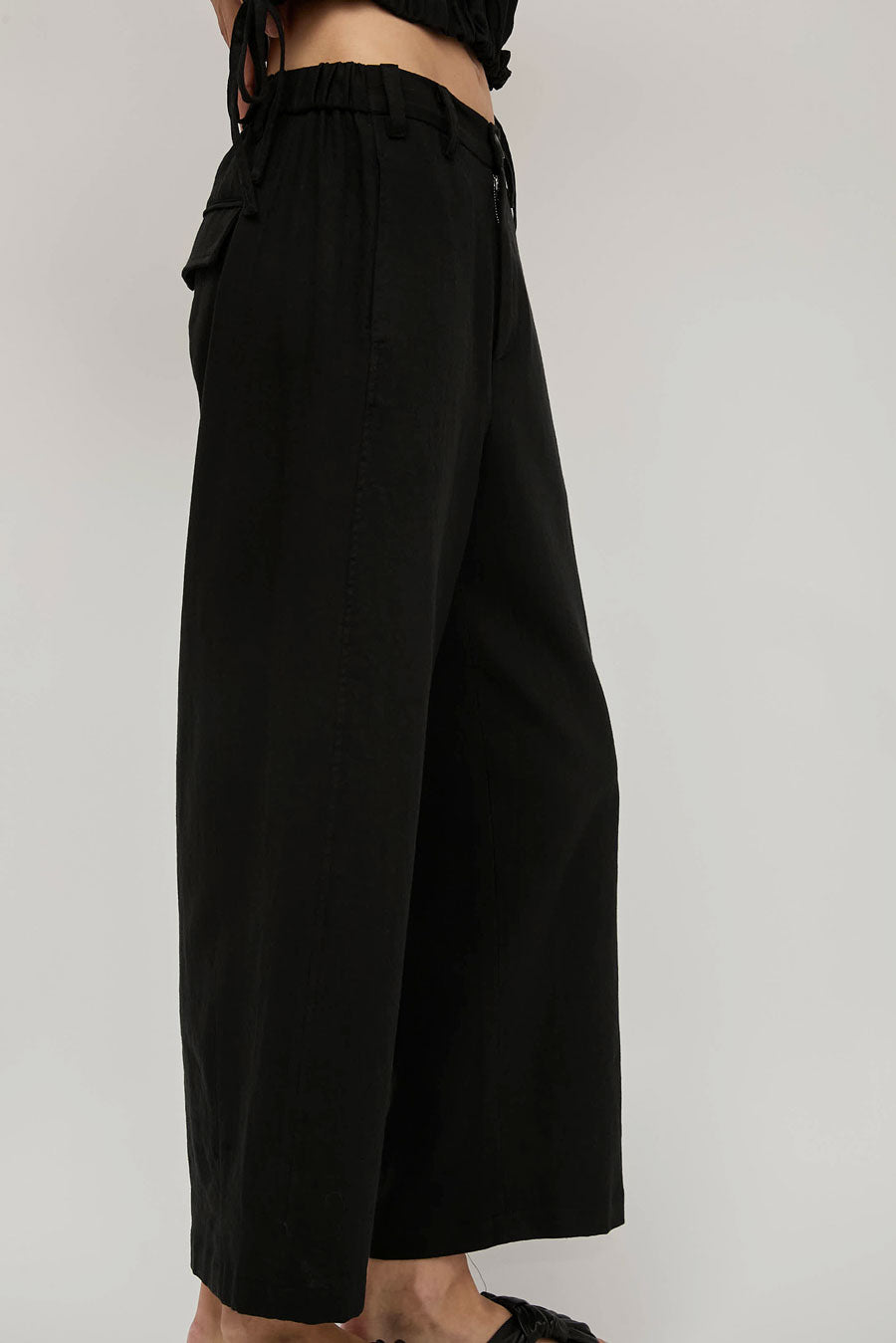 No.6 Justin Pant in Midnight