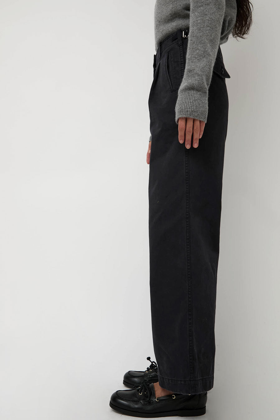 Nothing Written Gato Straight Tuck Pants in Navy